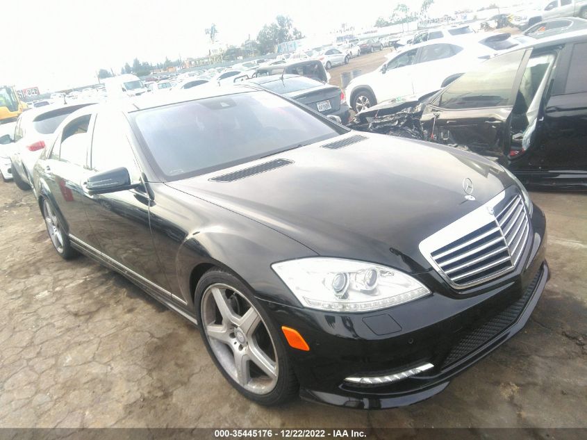 2013 MERCEDES-BENZ S-CLASS S 550 - WDDNG7DB8DA510401