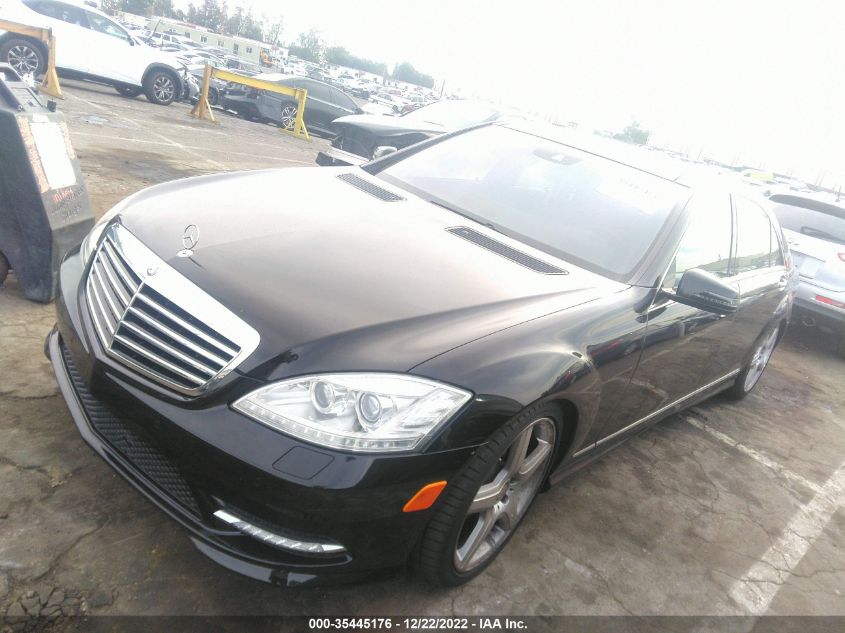 2013 MERCEDES-BENZ S-CLASS S 550 - WDDNG7DB8DA510401