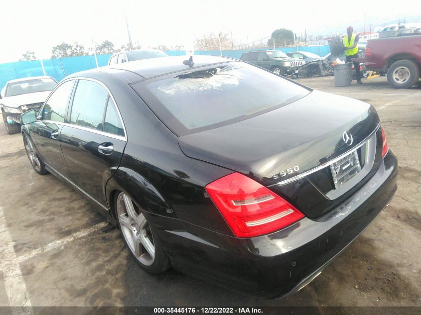 2013 MERCEDES-BENZ S-CLASS S 550 - WDDNG7DB8DA510401