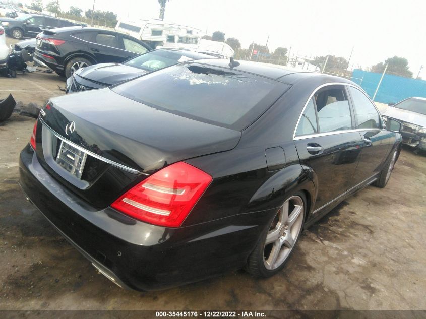 2013 MERCEDES-BENZ S-CLASS S 550 - WDDNG7DB8DA510401