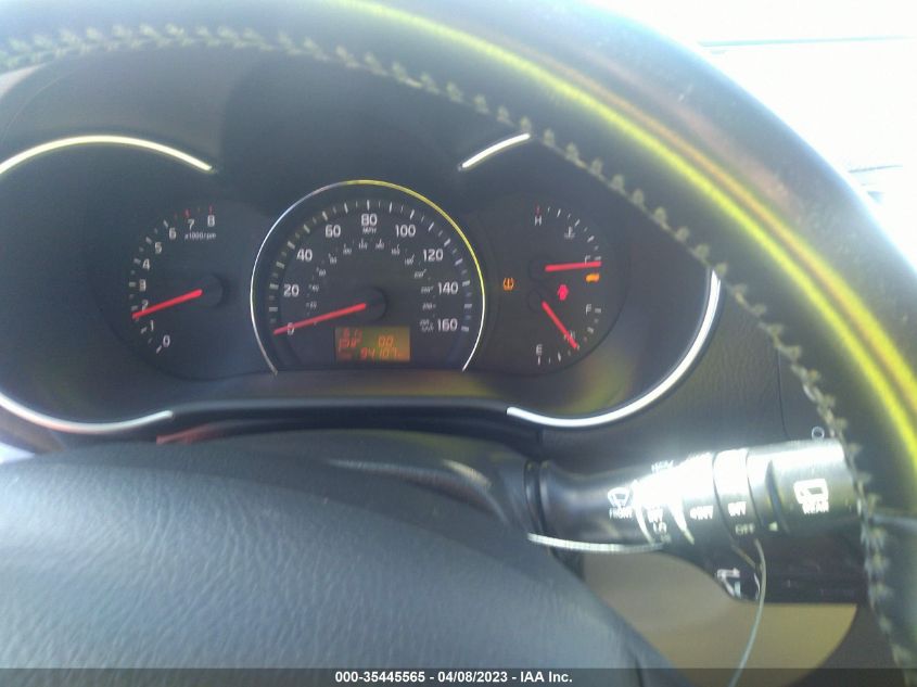 2015 KIA SORENTO LX 5XYKTDA65FG632263