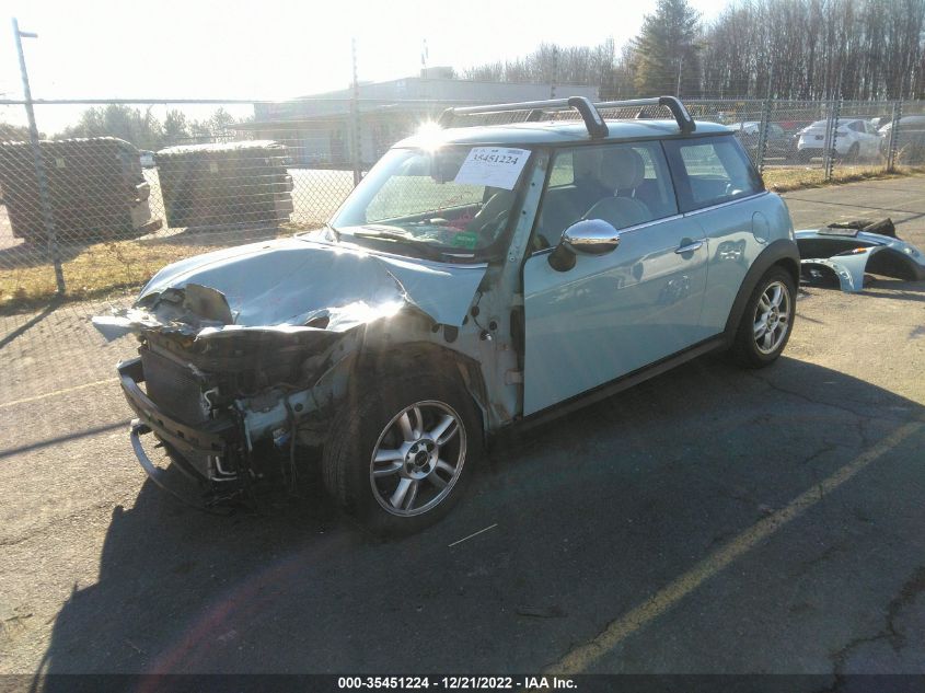 2013 MINI COOPER HARDTOP WMWSU3C56DT370666
