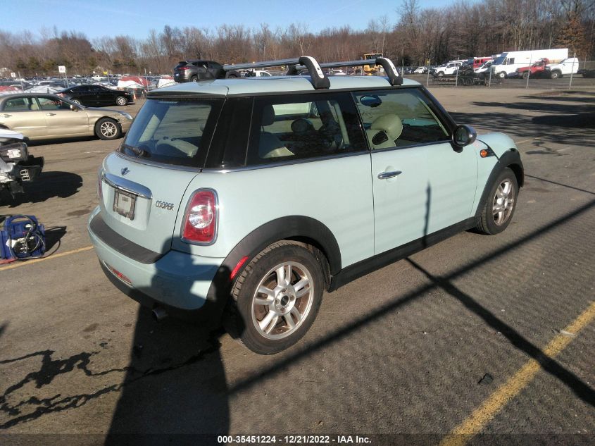 2013 MINI COOPER HARDTOP WMWSU3C56DT370666