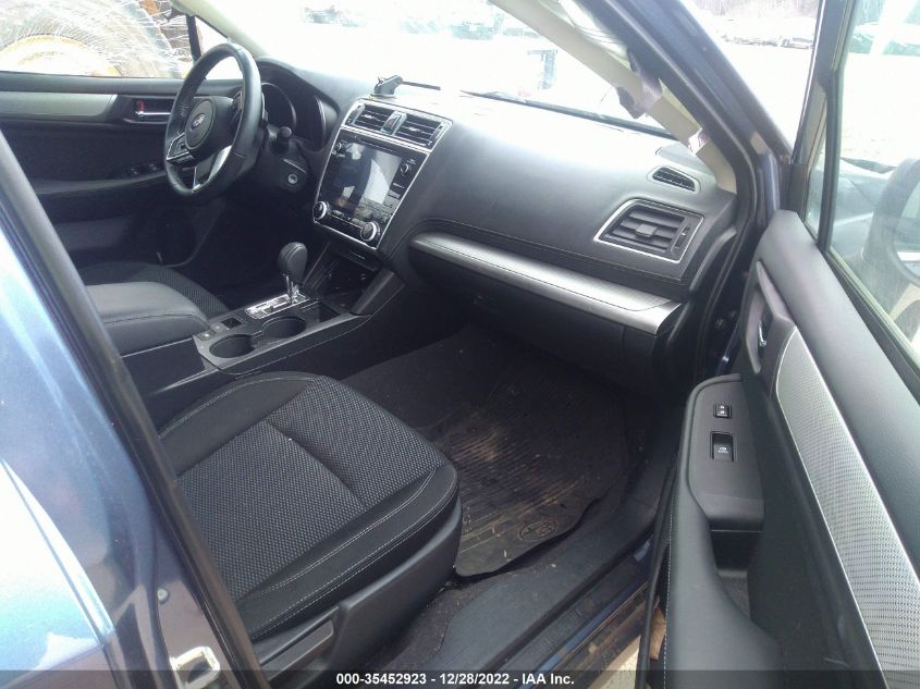 2018 SUBARU OUTBACK PREMIUM - 4S4BSACC5J3382522