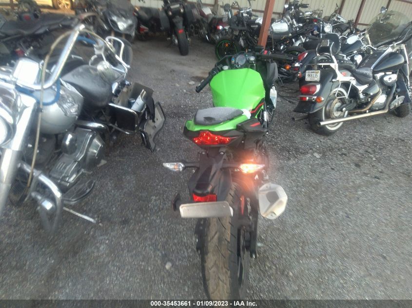 2022 KAWASAKI EX400 JKAEXKG13NDAG6479
