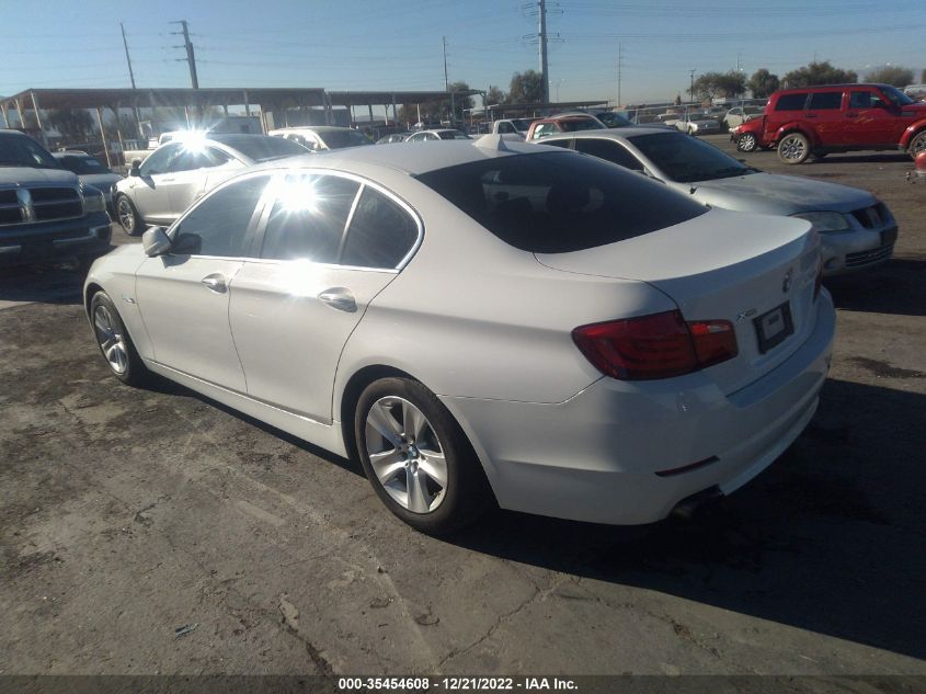 2013 BMW 5 SERIES 528I XDRIVE WBAXH5C50DDW15168
