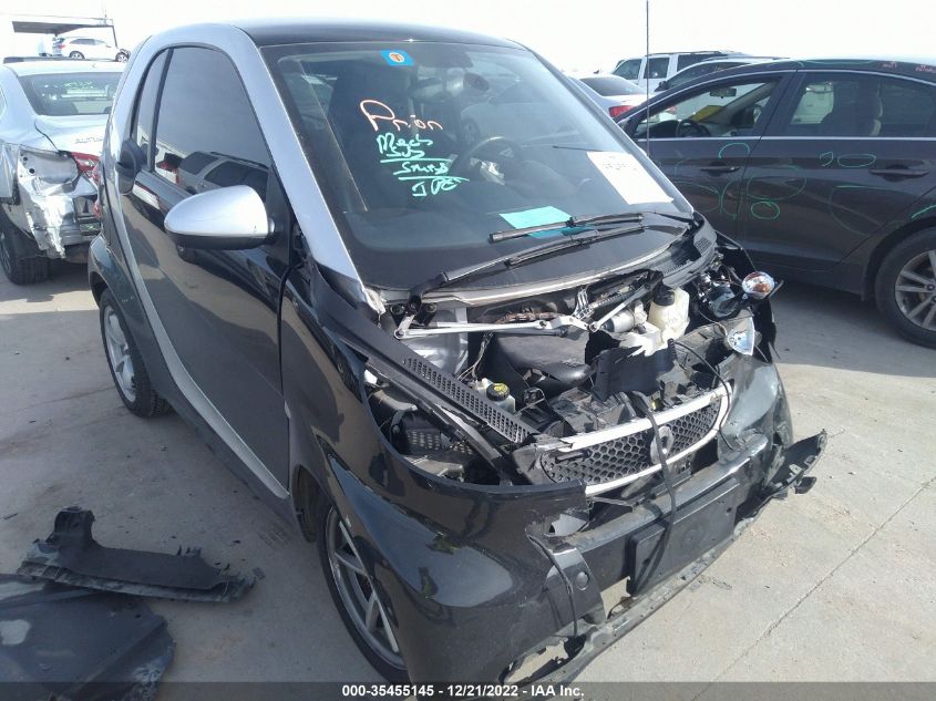 2015 SMART FORTWO PASSION/PURE WMEEJ3BA7FK804174