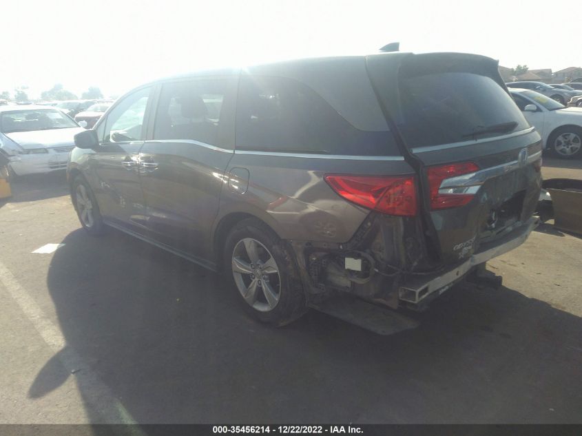 VIN 5FNRL6H74JB106246 2018 HONDA ODYSSEY no.3