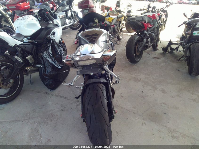 2006 SUZUKI GSX-R1000 JS1GT76A462106246