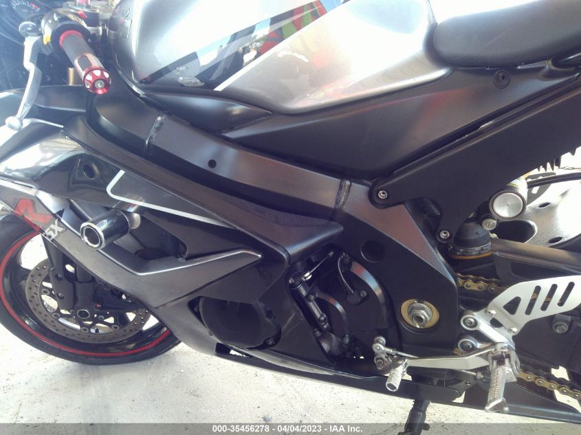 2006 SUZUKI GSX-R1000 JS1GT76A462106246