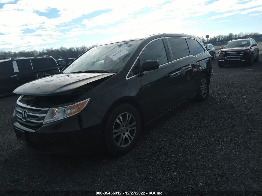 VIN 5FNRL5H69DB063724 2013 HONDA ODYSSEY no.2