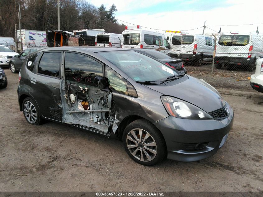 2013 HONDA FIT SPORT - JHMGE8G56DC033555