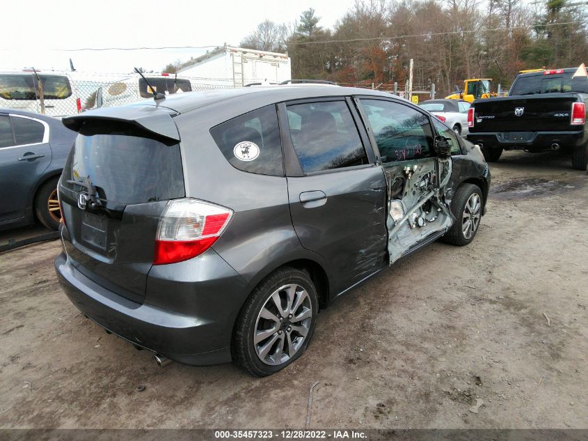 2013 HONDA FIT SPORT - JHMGE8G56DC033555