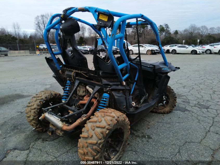 2019 CAN-AM COMMANDER 800R XT 3JBKKAN24KJ000669