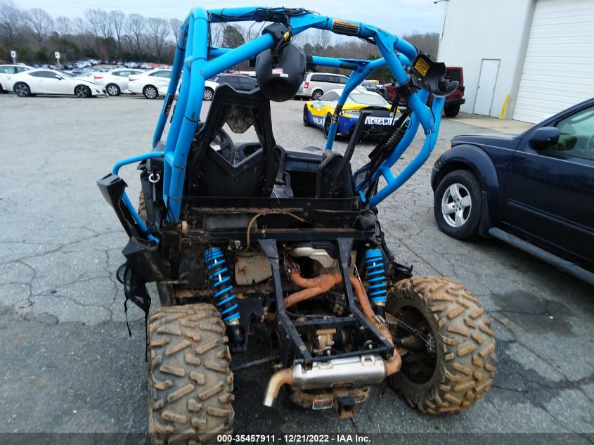 2019 CAN-AM COMMANDER 800R XT 3JBKKAN24KJ000669