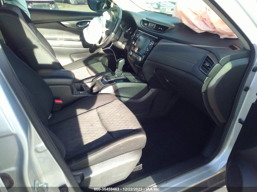 VIN JN8AT2MT4JW459742 2018 NISSAN ROGUE SV