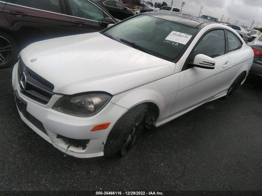 2014 MERCEDES-BENZ C-CLASS C 250 - WDDGJ4HB4EG300976