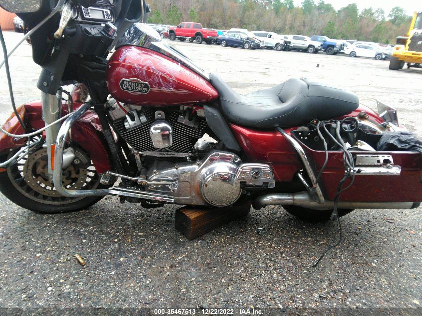 2010 HARLEY-DAVIDSON FLHTCU 1HD1FC416AB613218