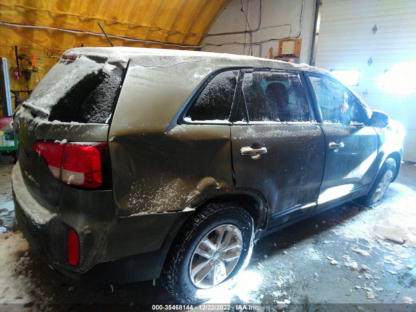 2014 KIA SORENTO LX - 5XYKT3A64EG547097