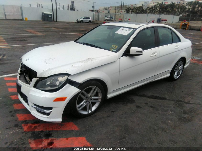 2014 MERCEDES-BENZ C-CLASS C 250 WDDGF4HBXEA964168