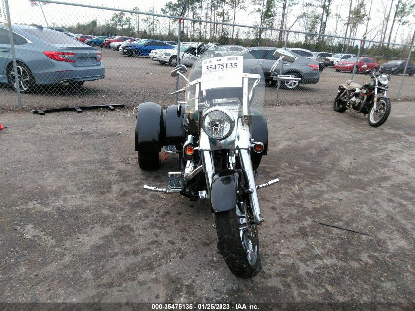 2015 HARLEY-DAVIDSON FLRT FREE WHEELER 5HD1MCMA9FB858732