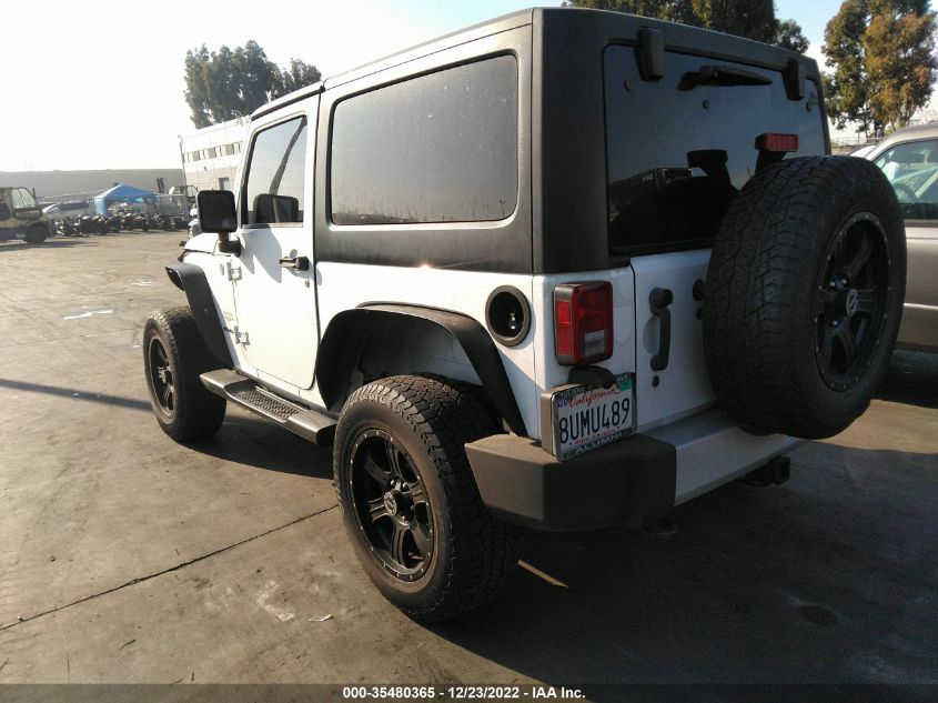 2013 JEEP WRANGLER SAHARA 1C4GJWBG5DL513788