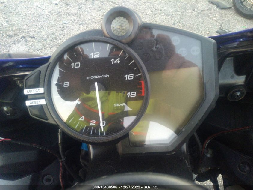 2019 YAMAHA YZFR6 JYARJ28E3KA004312