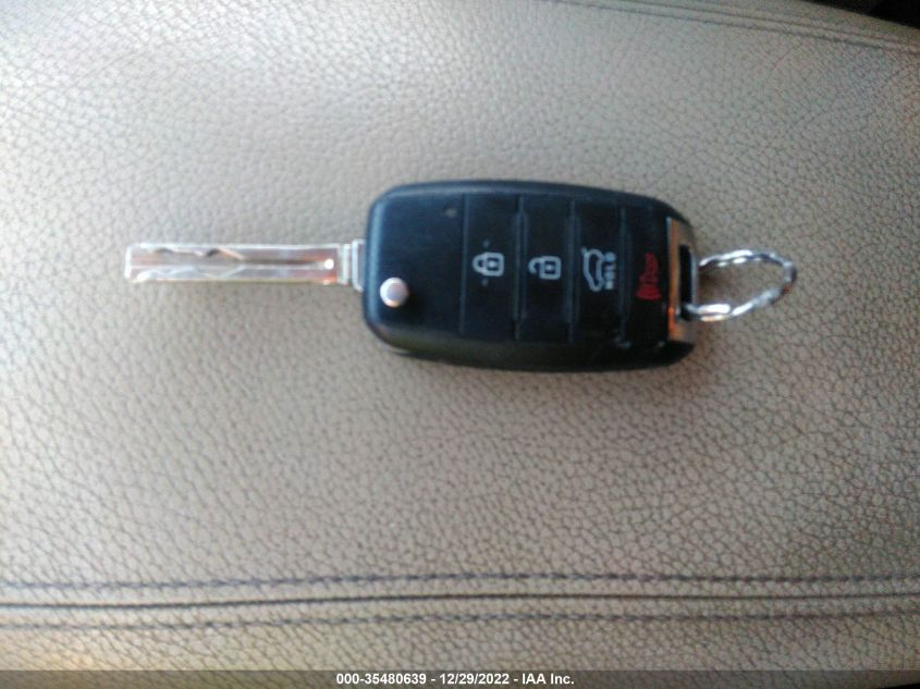 2014 KIA SORENTO LX - 5XYKT4A69EG537056