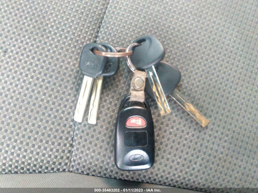 2013 HYUNDAI SONATA GLS - 5NPEB4AC9DH735875