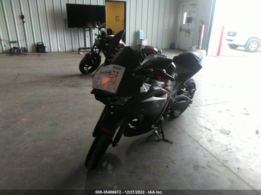 2015 YAMAHA YZFR3 MH3RH06Y5FK006212