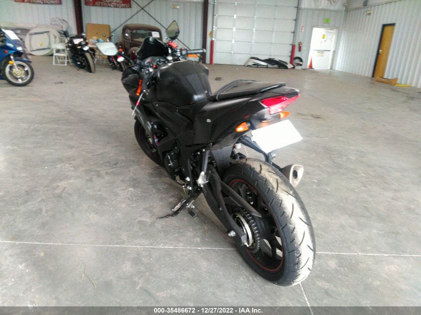 2015 YAMAHA YZFR3 MH3RH06Y5FK006212