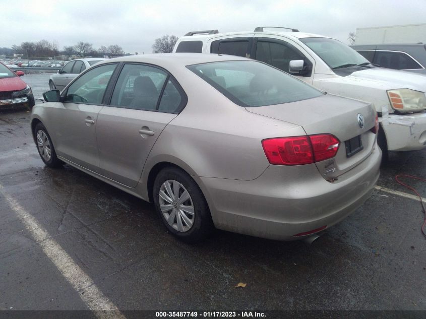 2014 VOLKSWAGEN JETTA SEDAN S 3VW2K7AJ6EM210526