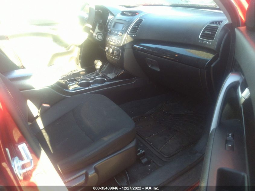 2015 KIA SORENTO LX - 5XYKT3A65FG661160