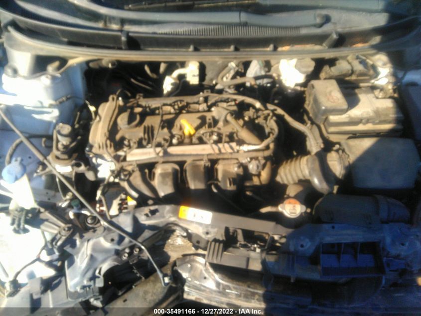 2013 HYUNDAI ELANTRA GT - KMHD35LE9DU037992