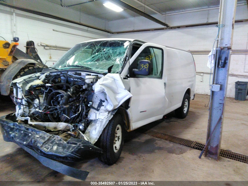 VIN 1GCWGAF13J1339682 2018 CHEVROLET EXPRESS CARGO VAN