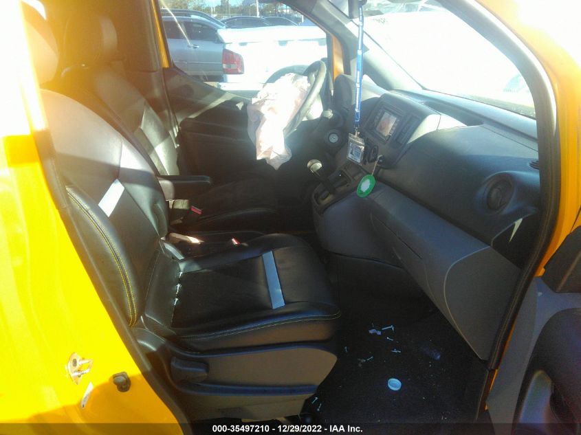 2015 NISSAN NV200 TAXI 3N8CM0JT1FK718530