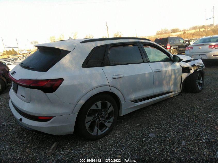2022 AUDI E-TRON PREMIUM WA1AAAGE0NB042490