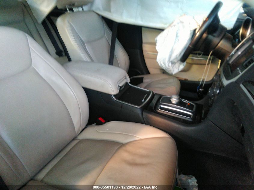 2015 CHRYSLER 300 LIMITED - 2C3CCAAG0FH882365