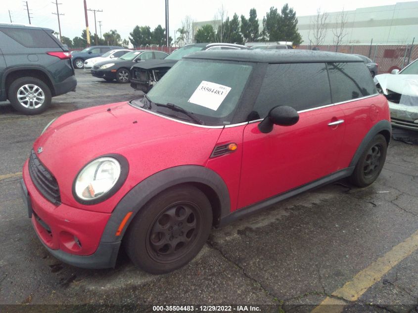 2013 MINI COOPER HARDTOP WMWSU3C56DT677349
