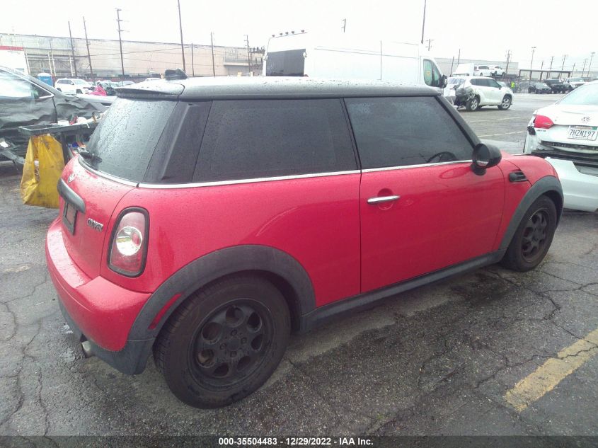2013 MINI COOPER HARDTOP WMWSU3C56DT677349