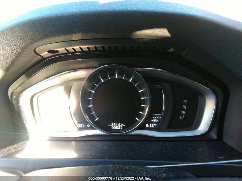 2015 VOLVO V60 CROSS COUNTRY T5 YV4612HK4F1000446