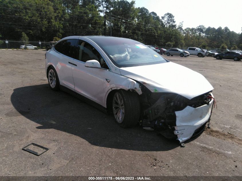 5YJXCDE2XHF050702 TESLA MODEL X 90D/75D/100D 2017