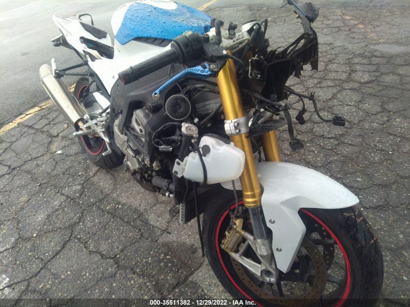 2015 BMW S 1000 RR - WB10D2108FZ352534