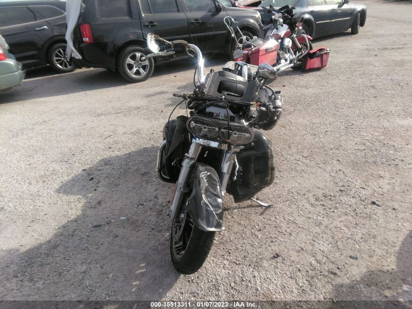 2022 HARLEY-DAVIDSON FLTRK - 1HD1KZF17NB662929