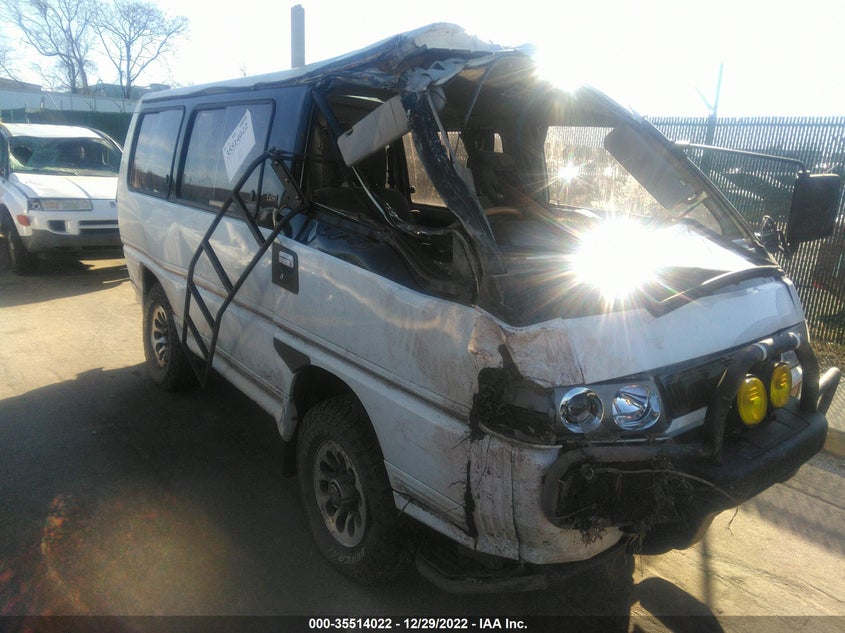 000000P24W0301037 MITSUBISHI VAN Photo 1