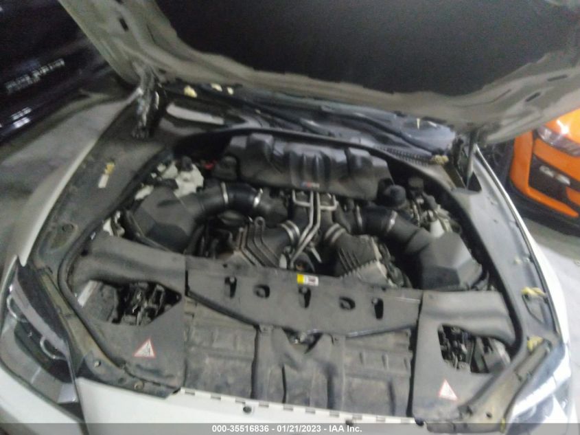 2016 BMW M6 WBSLX9C53GC968521