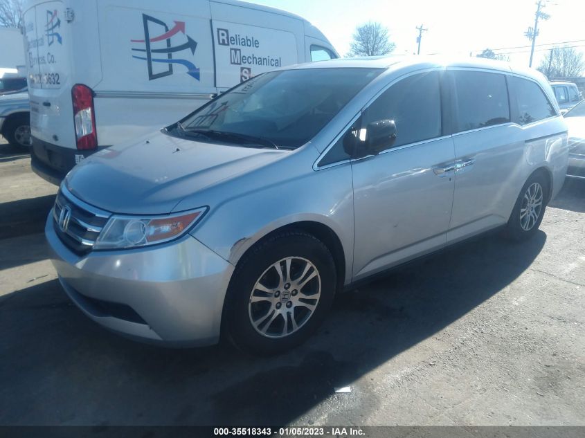 VIN 5FNRL5H64DB038147 2013 HONDA ODYSSEY no.2