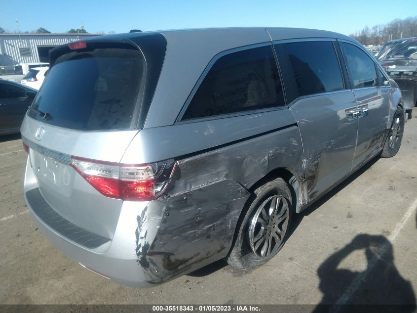 VIN 5FNRL5H64DB038147 2013 HONDA ODYSSEY no.4