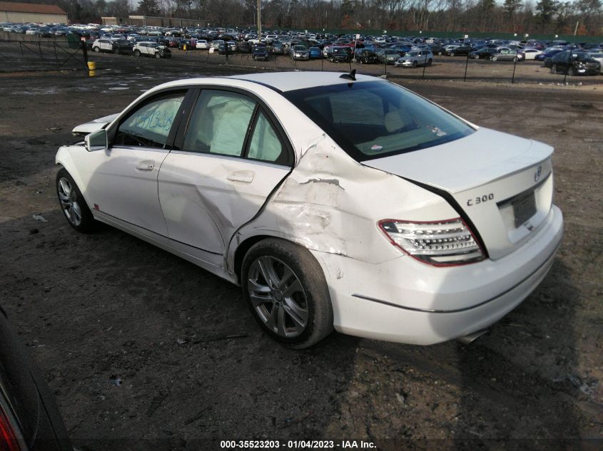 2014 MERCEDES-BENZ C-CLASS C 300 WDDGF8AB4EA922208