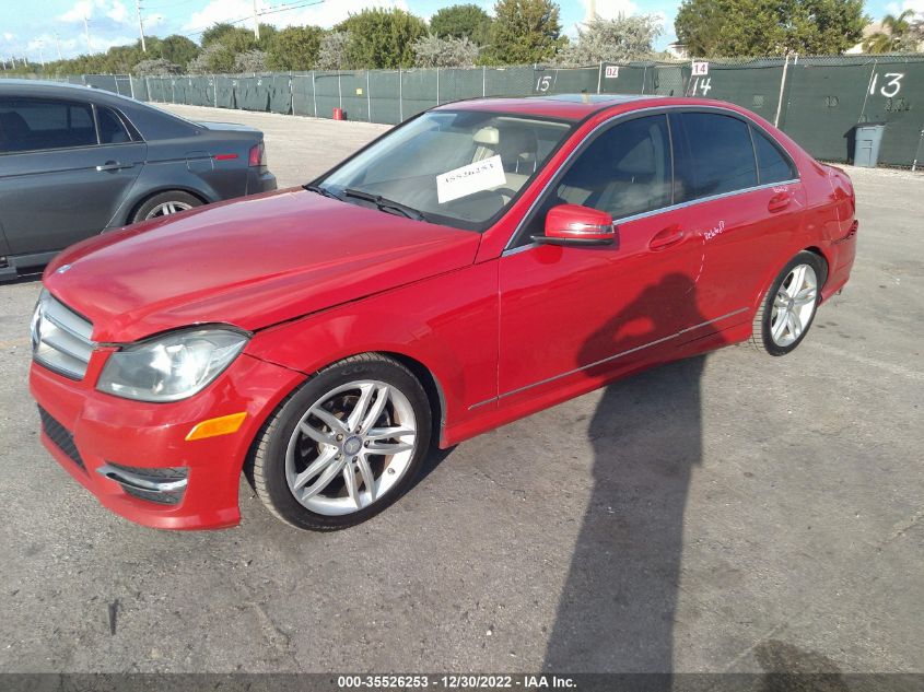 2013 MERCEDES-BENZ C-CLASS C 250 WDDGF4HBXDA770285